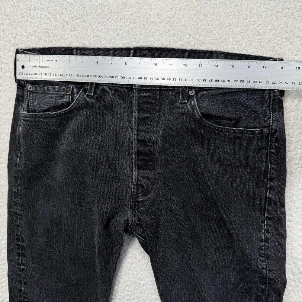 Levis streetwear grunge